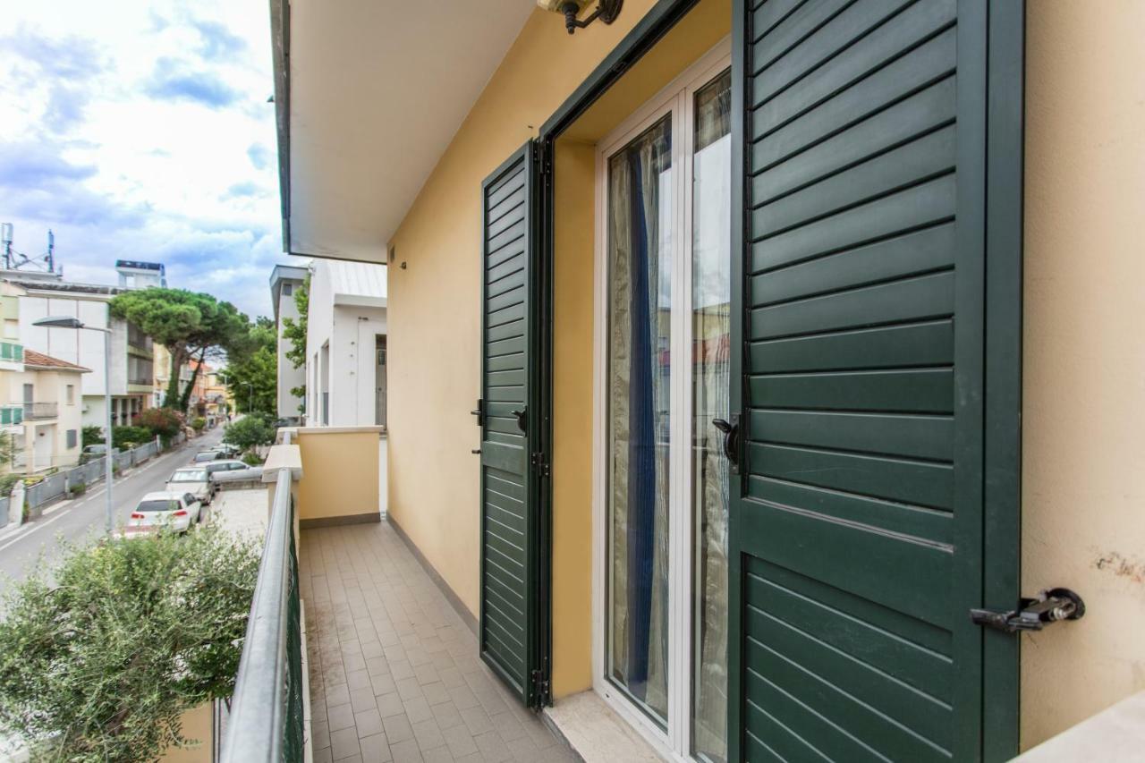 Residence Kimba Rimini Kültér fotó